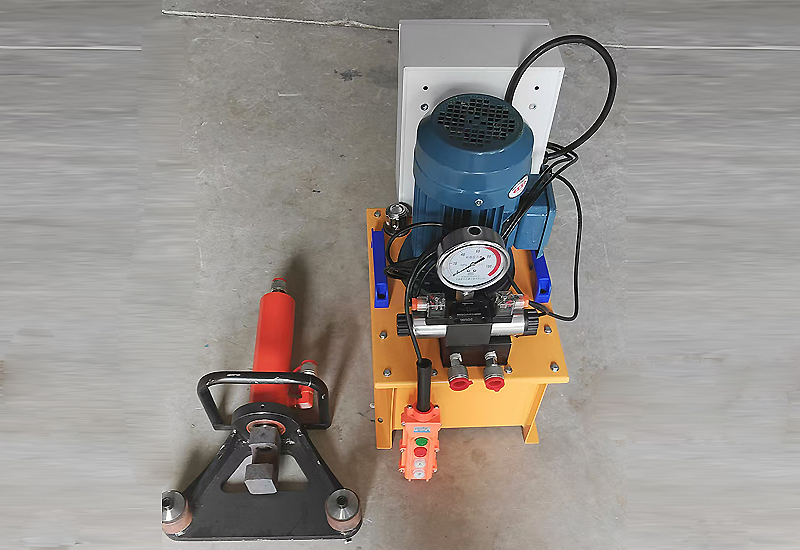 鋼筋彎曲機(jī)